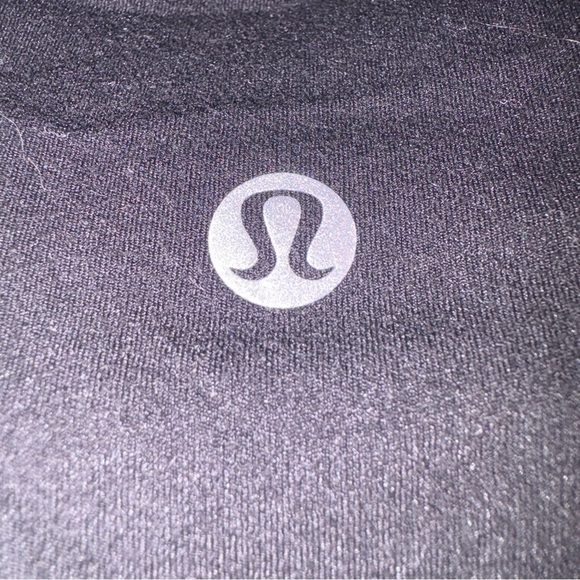 Lululemon Women’s Black Jogger Pants Size 6–8 (Approx.) Elastic Waist Cuffed Leg - Picture 3 of 3
